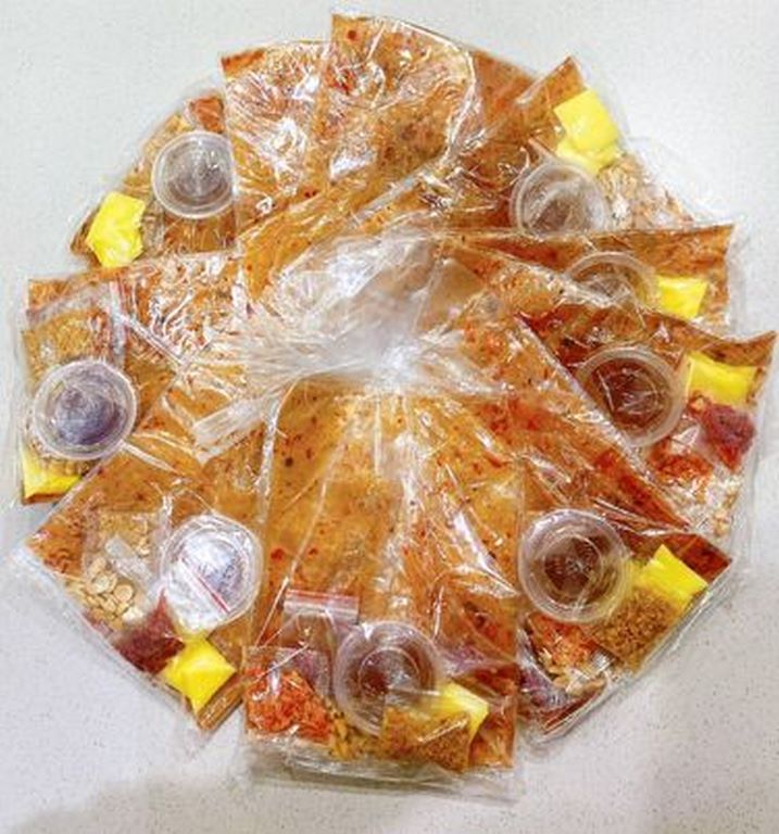 BÁNH TRÁNG CUỘN DẺO TÔM ĐỦ VỊ 1 BỊCH