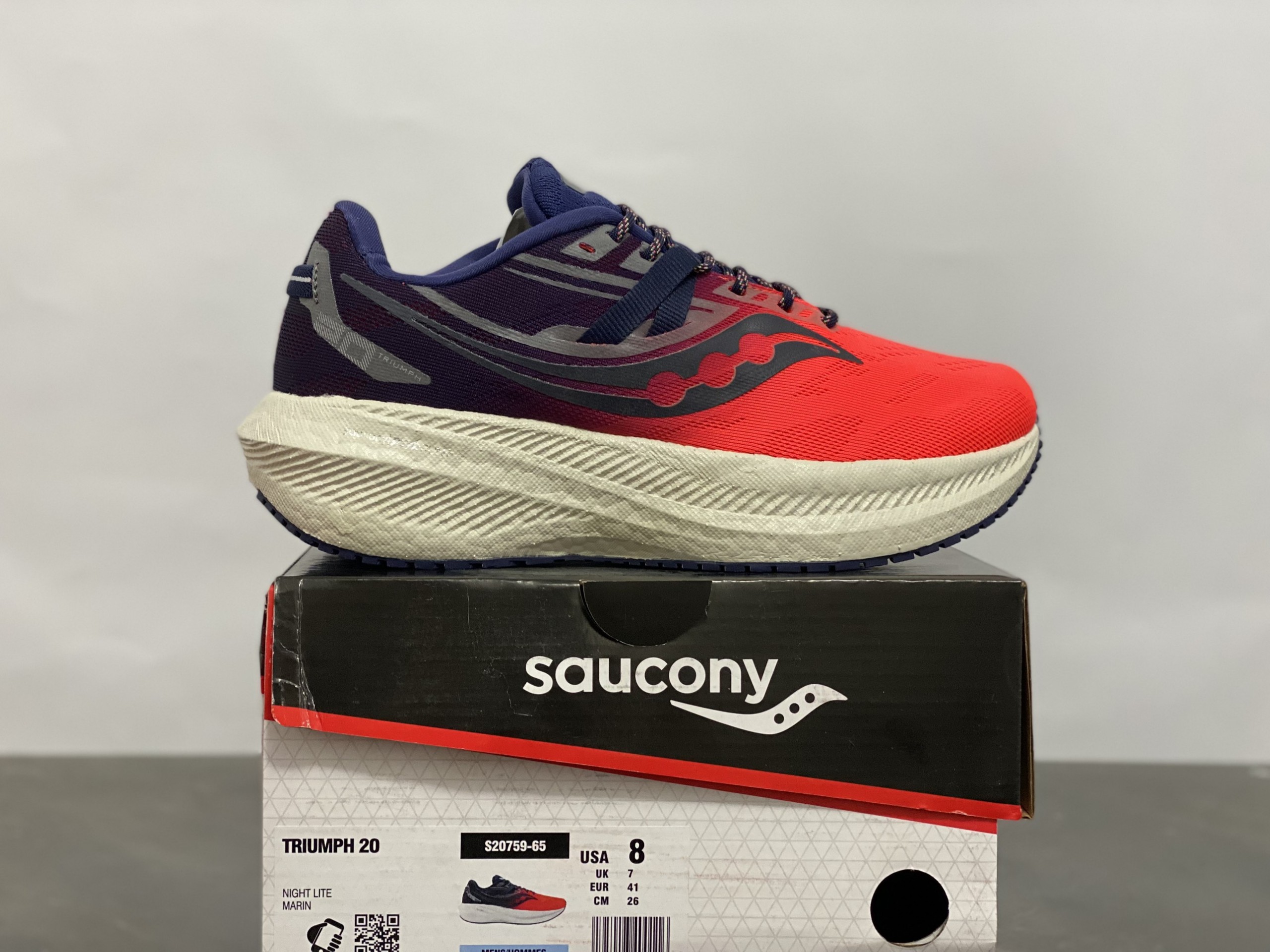[Check code QR chính hãng ] Giày Chạy Bộ Nam Saucony Triumph 20