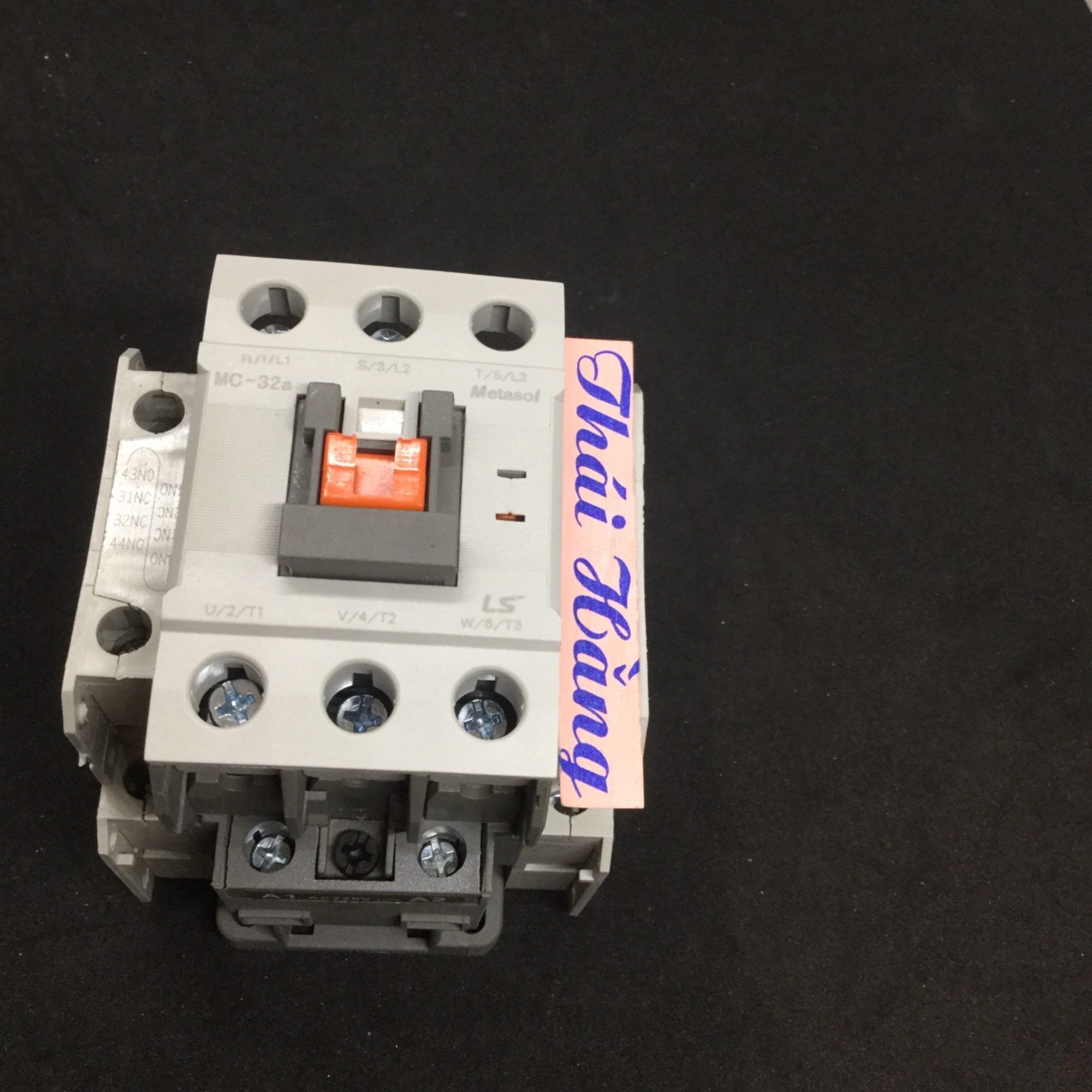 Khởi động từ 3 pha mc32 a/220 v /ls
