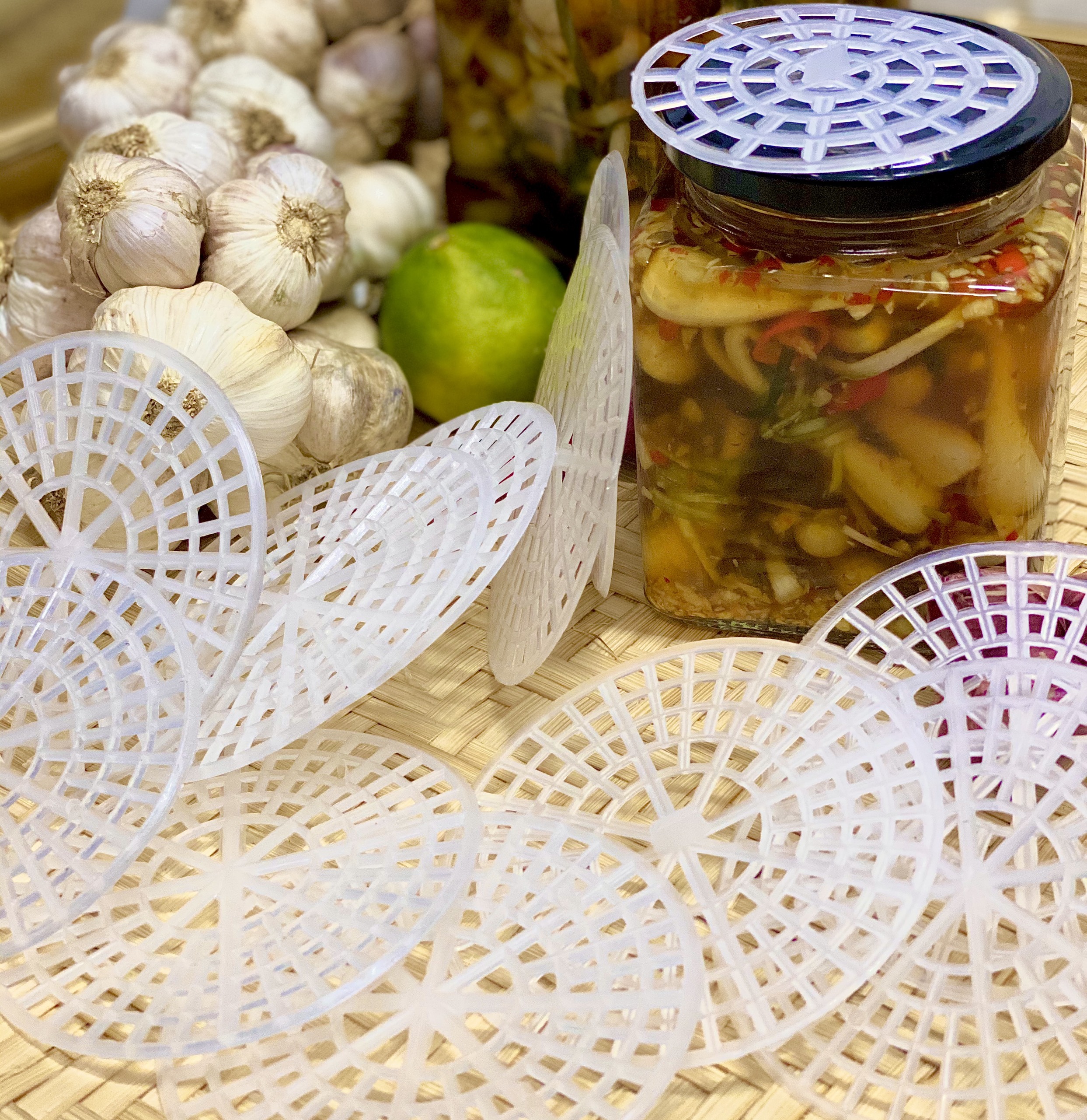 Vỉ nén muối cà pháo dưa chua hành kiệu chanh đào chặn miệng hũ khi ngâm thực phẩm comboo 5 chiếc | Lazada.vn Vỉ Nén Muối Cà Pháo Dưa Chua Hành Kiệu Chanh Đào Chặn Miệng Hũ Khi Ngâm Thực Phẩm Comboo 5 Chiếc | Lazada.Vn