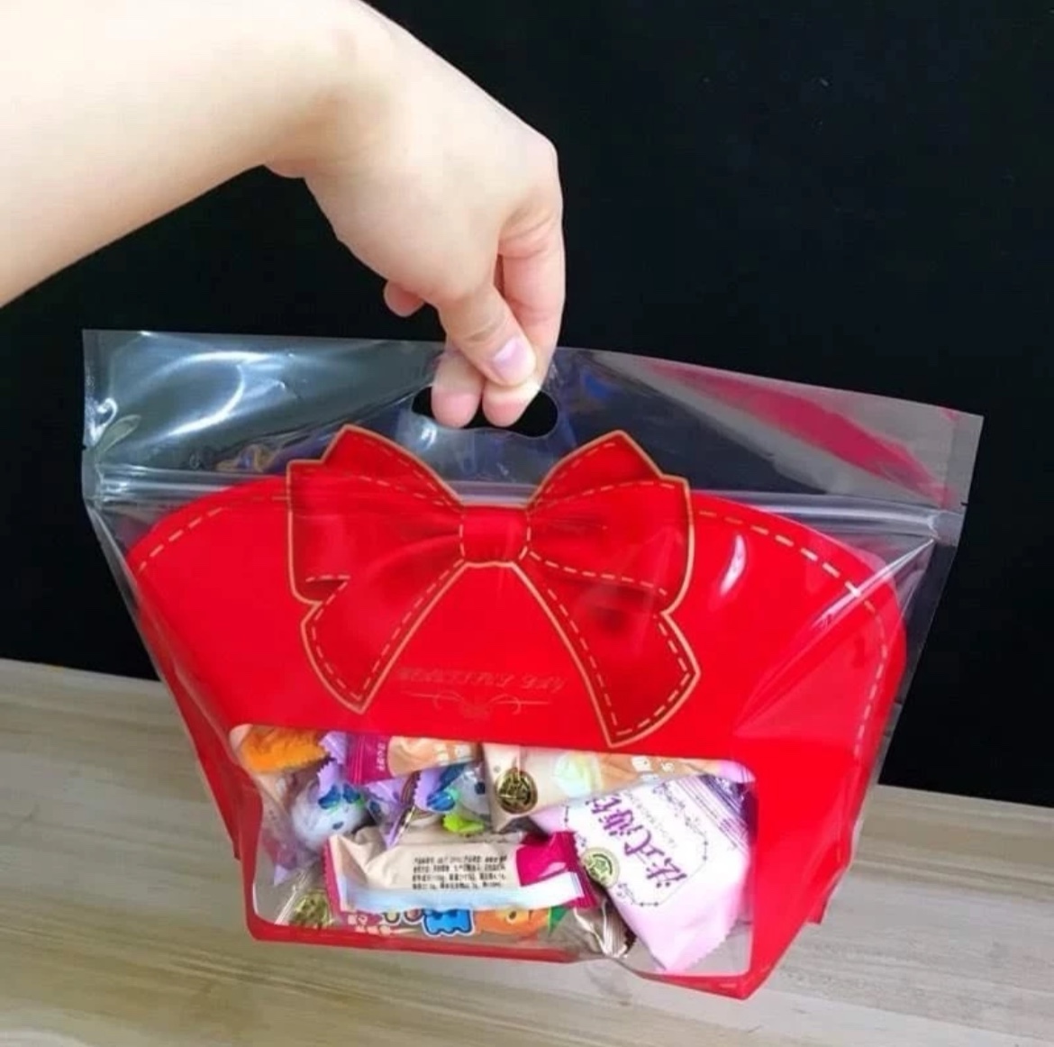 Túi zip nơ đỏ ( 50 túi)