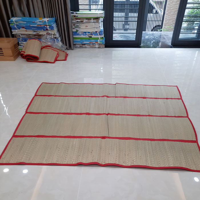 Chiếu cói 1m4 x 1m9 xếp gấp gọn nhẹ