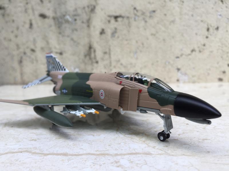 [HCM]Mô hình Máy bay F-4A Phantom II 1/100