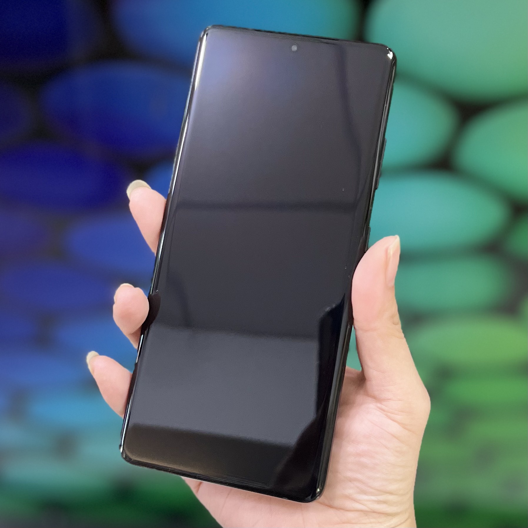 Samsung S21 ultra display (ultra-wide OLED display)