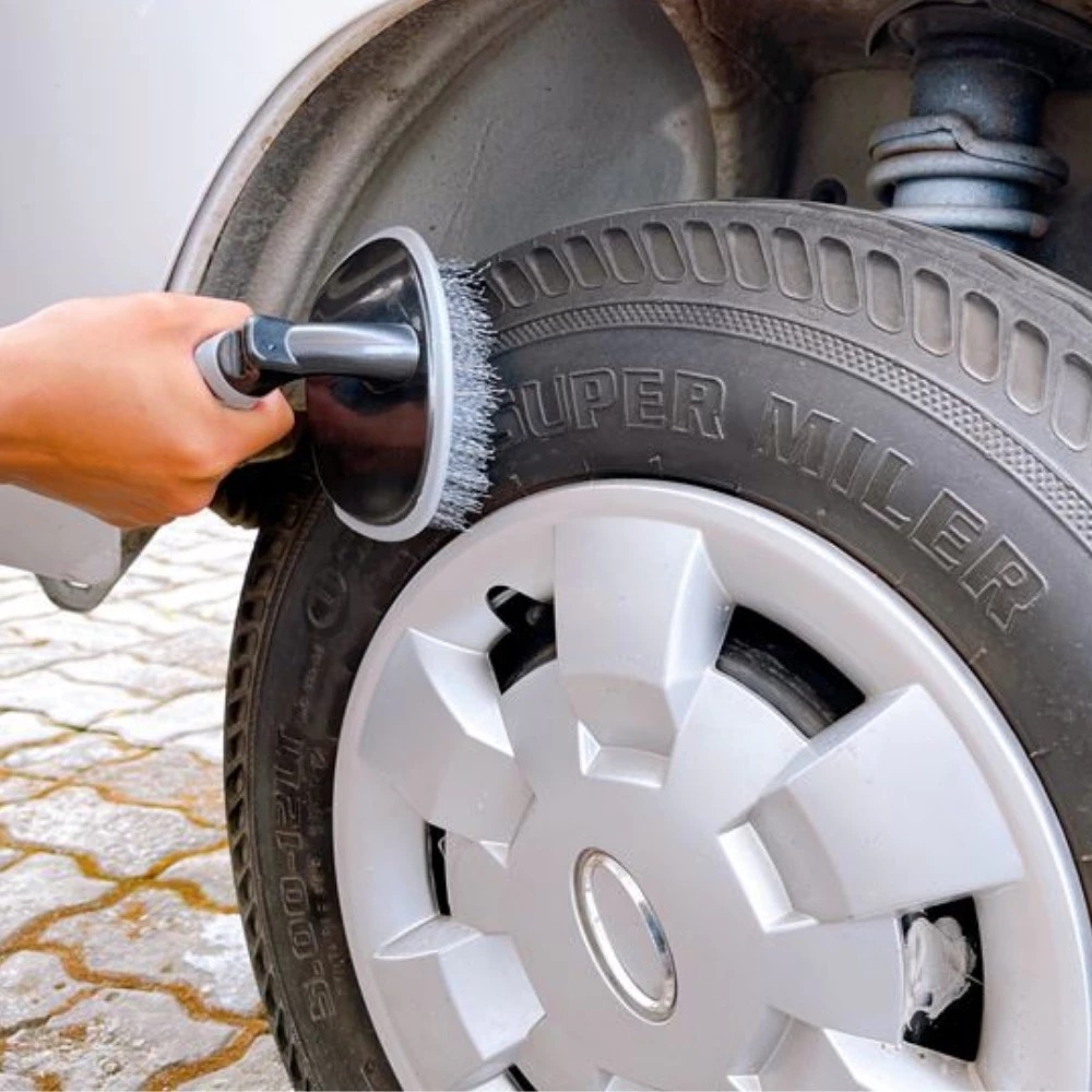 Bàn Chải Cọ Lốp Xe Ô Tô Chuyên Dùng Quét Sạch Bụi Bẩn Bám Ở Những Nơi Khó Vệ Sinh | TAHICO
