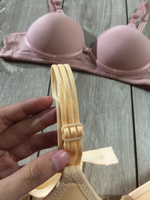 Áo ngực mút mỏng, không gọng