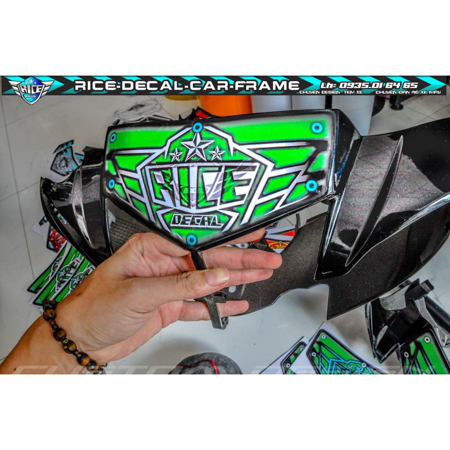 Tem Dán Hộp Đầu Sirius Sihello Đen Logo Rice decal ( Nhiều màu)