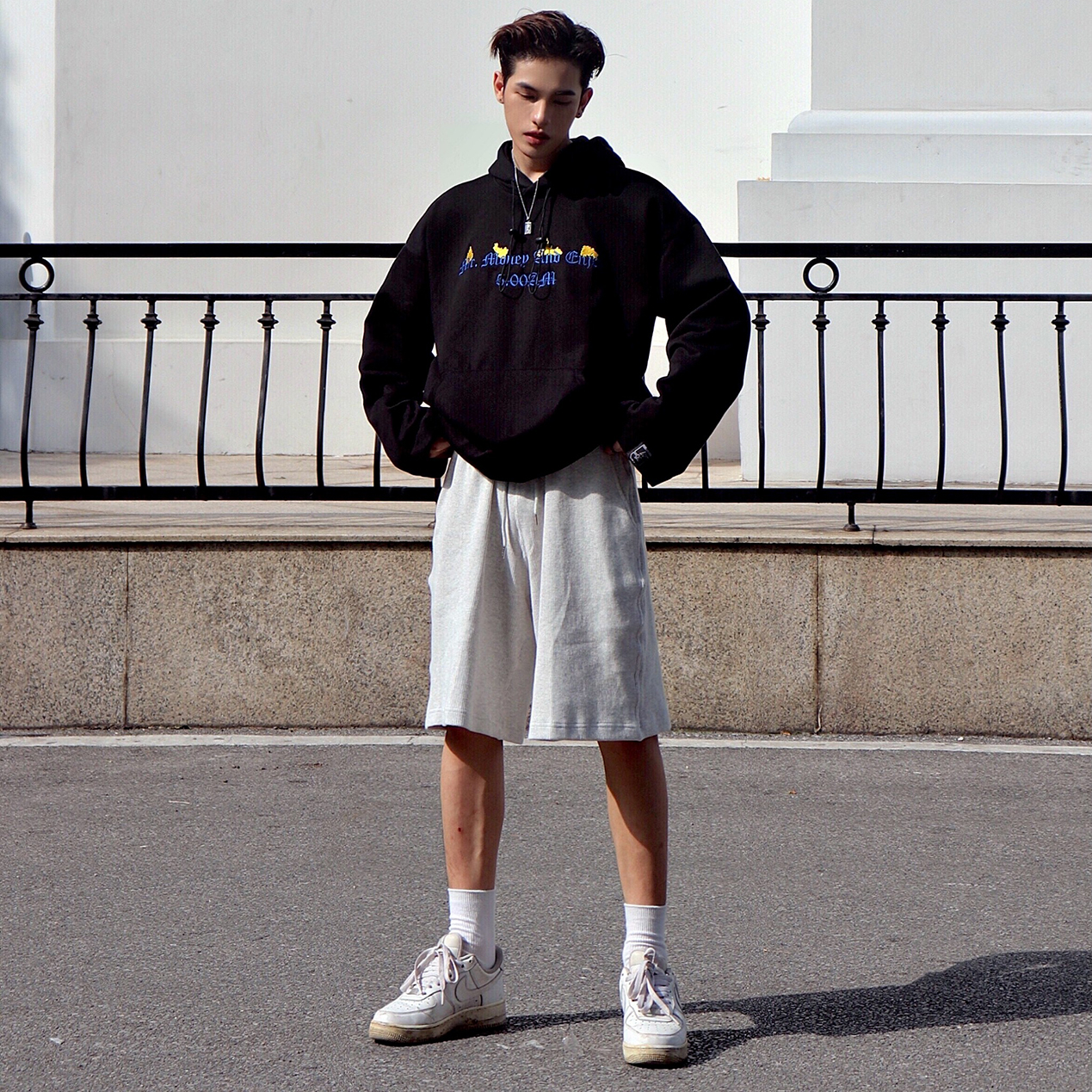 Áo Hoodie TheRightWay của 5AM