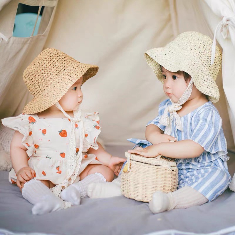 Mũ cói vành buộc dây phong cách Hàn siêu yêu cho bé 2 đến 5 tuổi