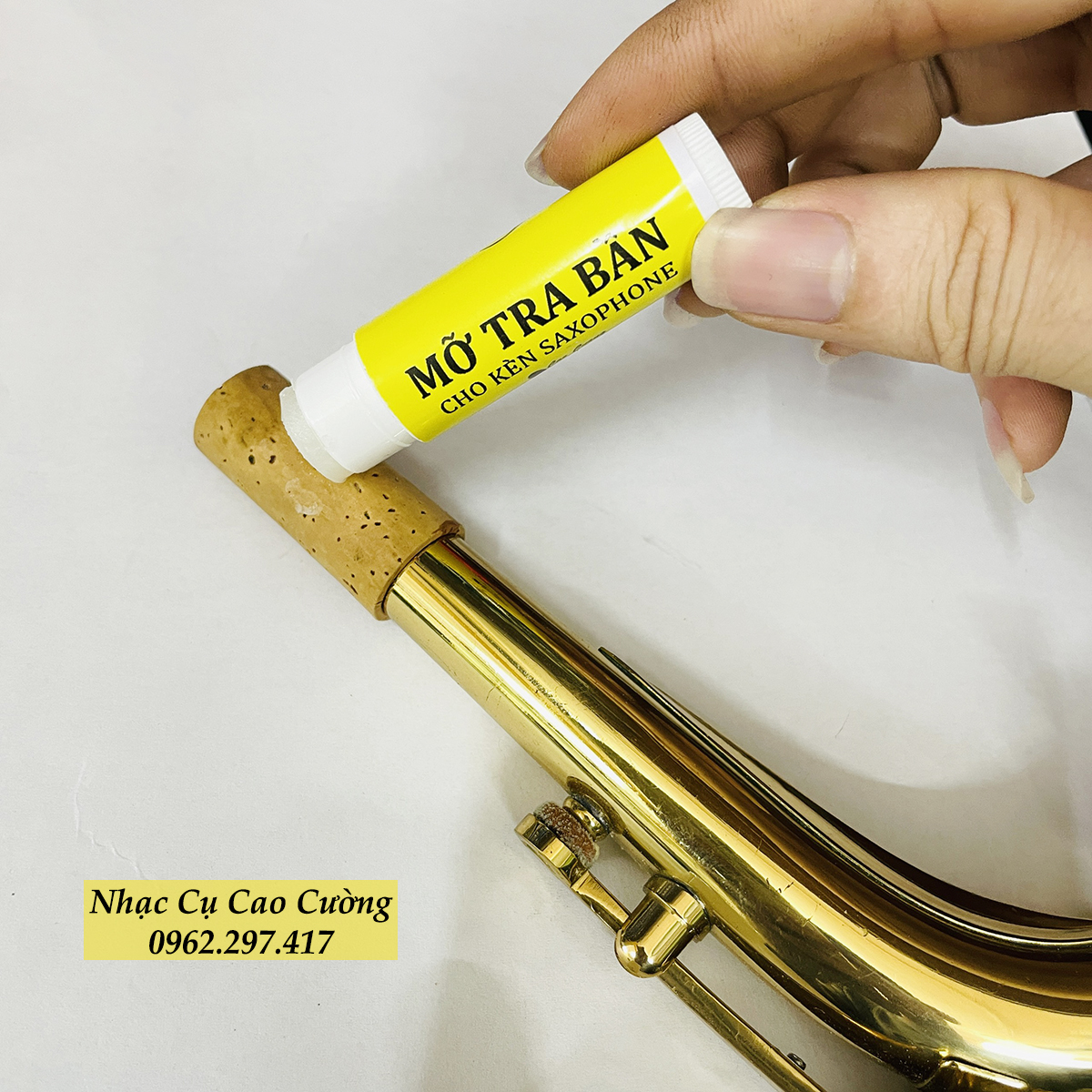 Dầu Bôi Cổ Kèn Saxophone