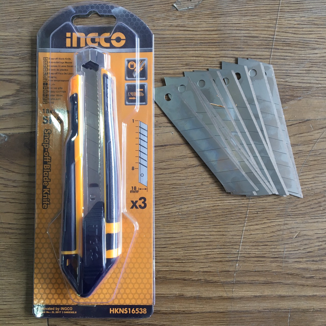 169mm dao rọc giấy ingco hkns16538