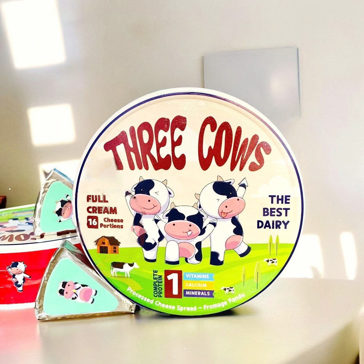 [HCM]Hộp phô mai Three Cows mới 16 miếng/hộp