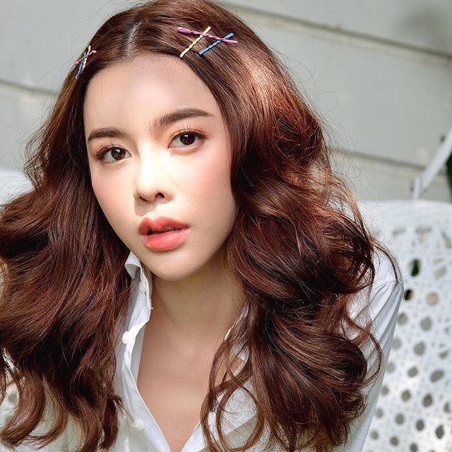 Vỉ 10 kẹp tăm sắc màu