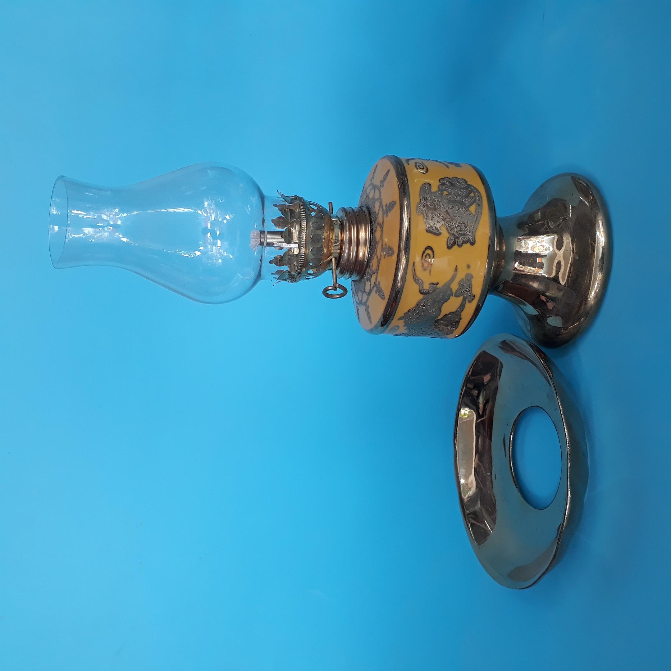 Cặp đèn thờ sứ 3D tặng dầu thắp Lưu Ly