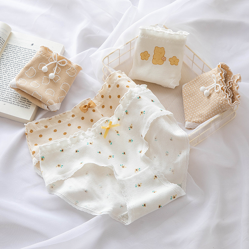Quần Lót Nữ Cotton Trà Sữa Chấm Bi Ngang Eo ( Q060 ).
