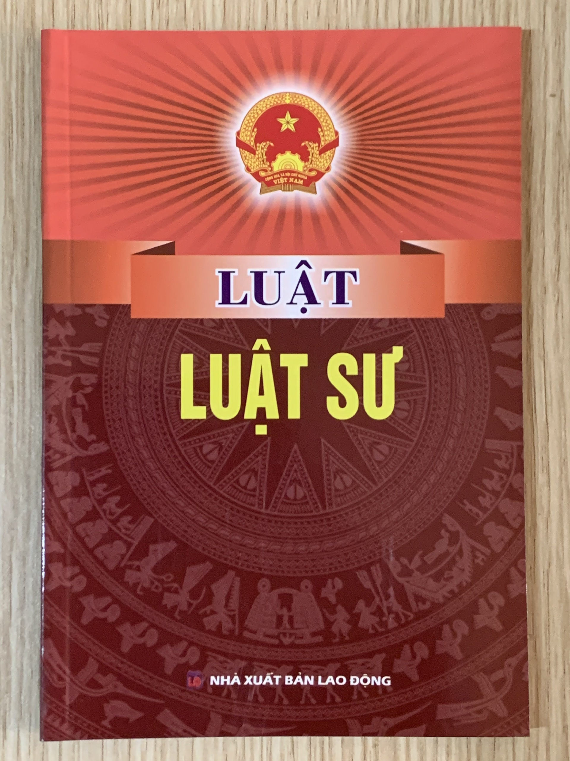 Luật Luật Sư