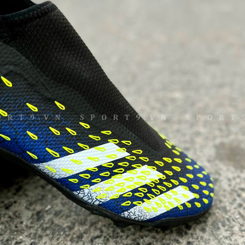Giày đá bóng adidas Predator Freak .3 