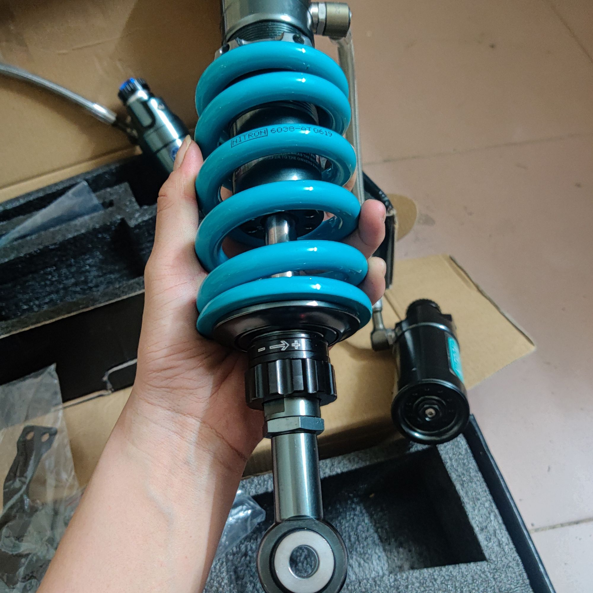 [HCM]phuộc sonic satria nitron bình dầu xoay 360
