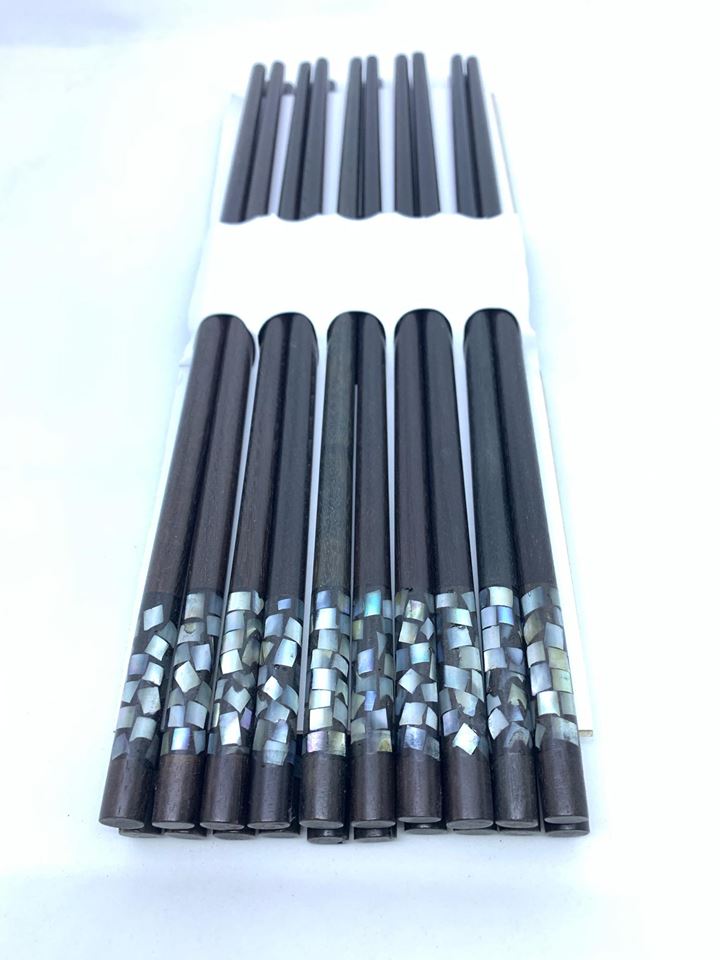 Đũa ăn gỗ Mun đầu gắn vỏ Bào Ngư ...bộ 10 đôi