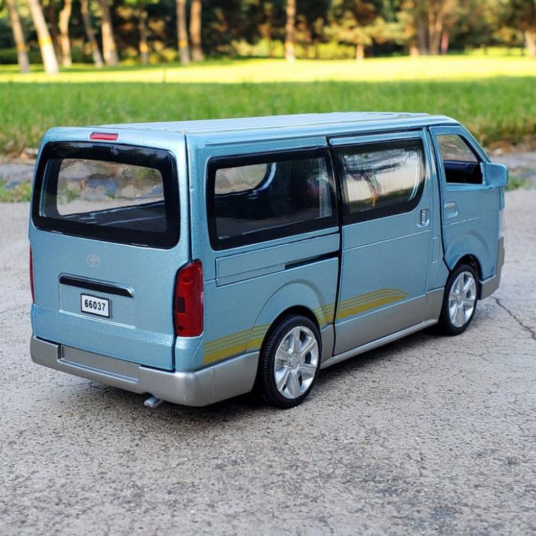 Mô hình xe Toyota Hiace 1:32 Proswon
