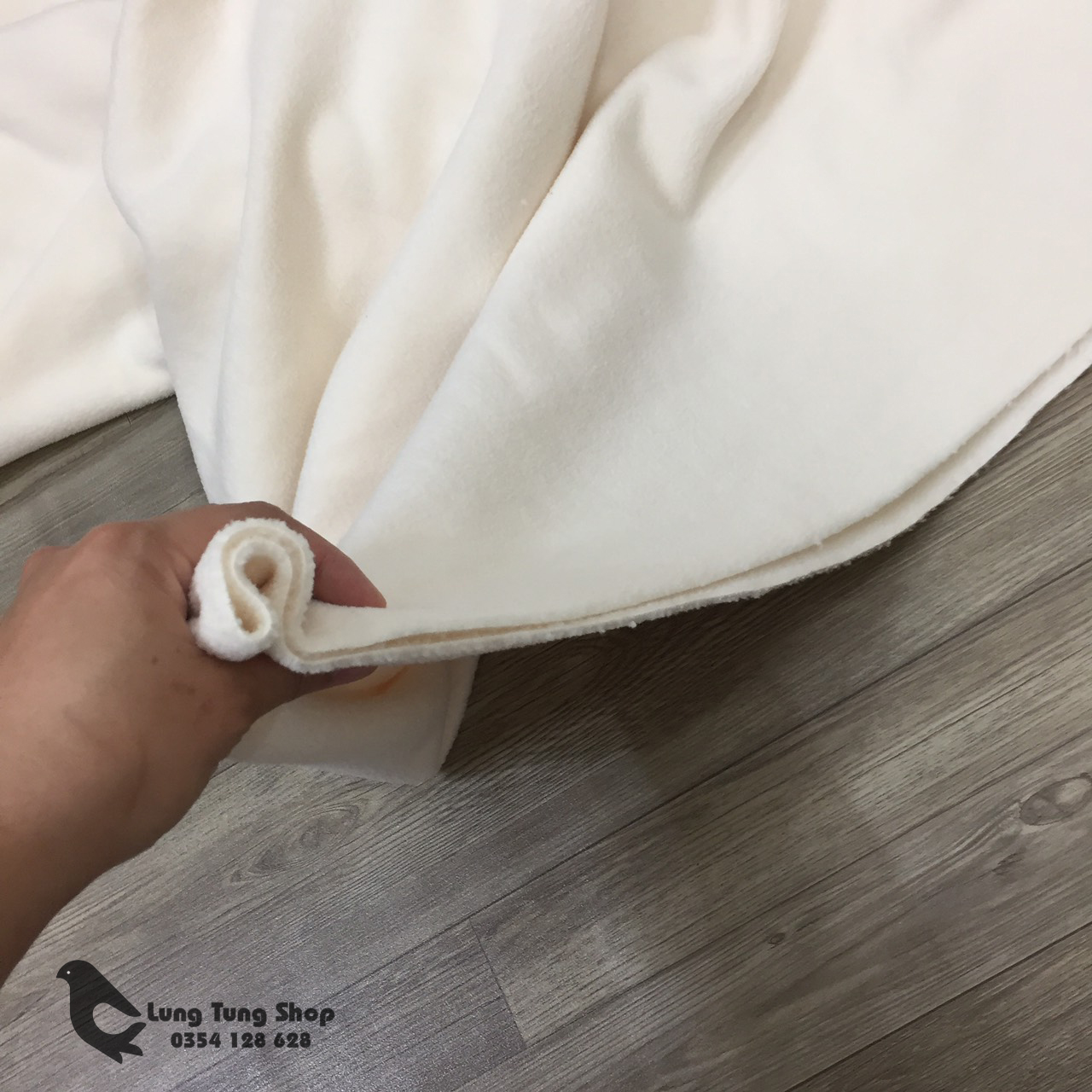 Chăn nỉ văn phòng màu kem - chăn mền cá nhân ( loại dày )