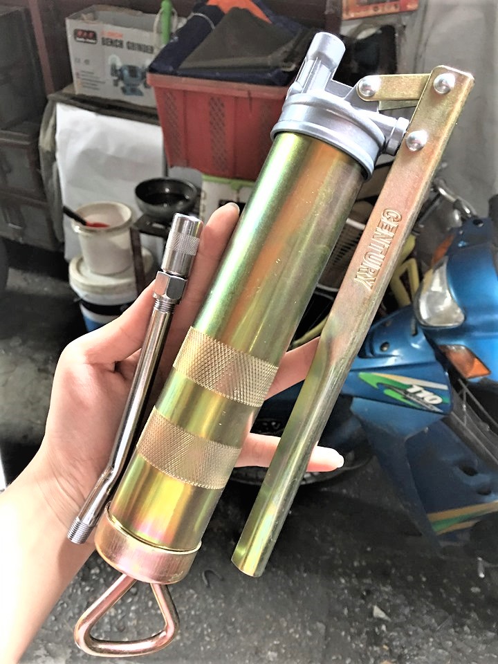 Bơm mỡ 200cc century