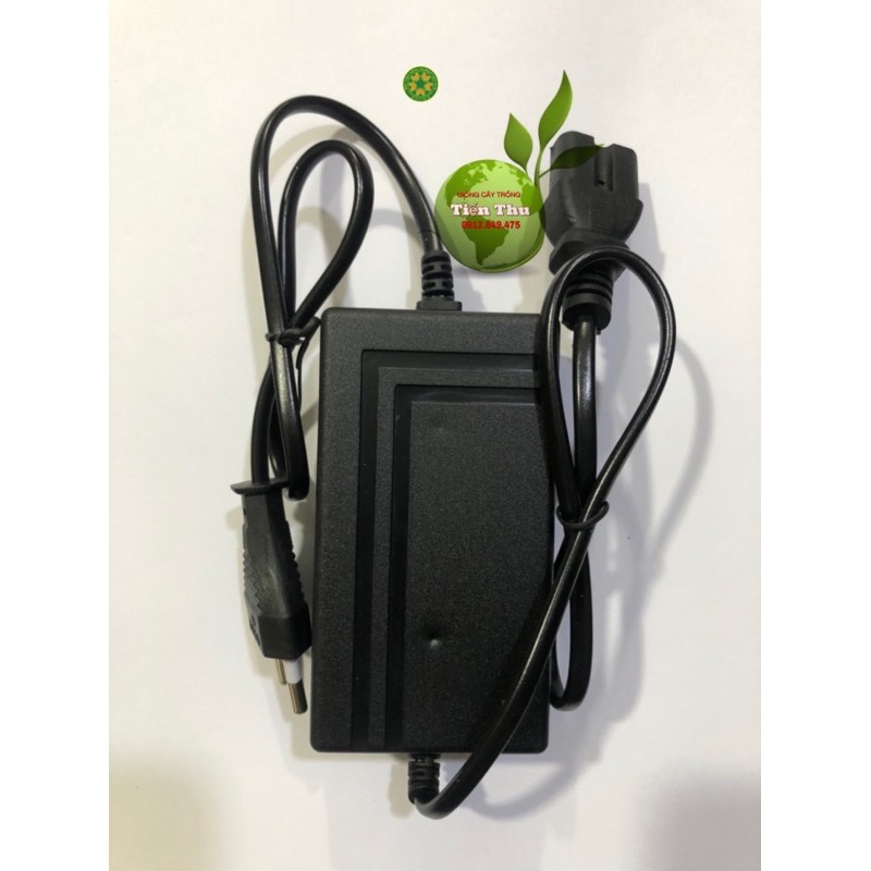 Sạc ắc quy 12V- Sạc bình bơm điện (1 chiếc)