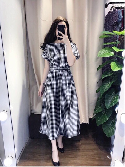 Đầm caro form dài kèm belt