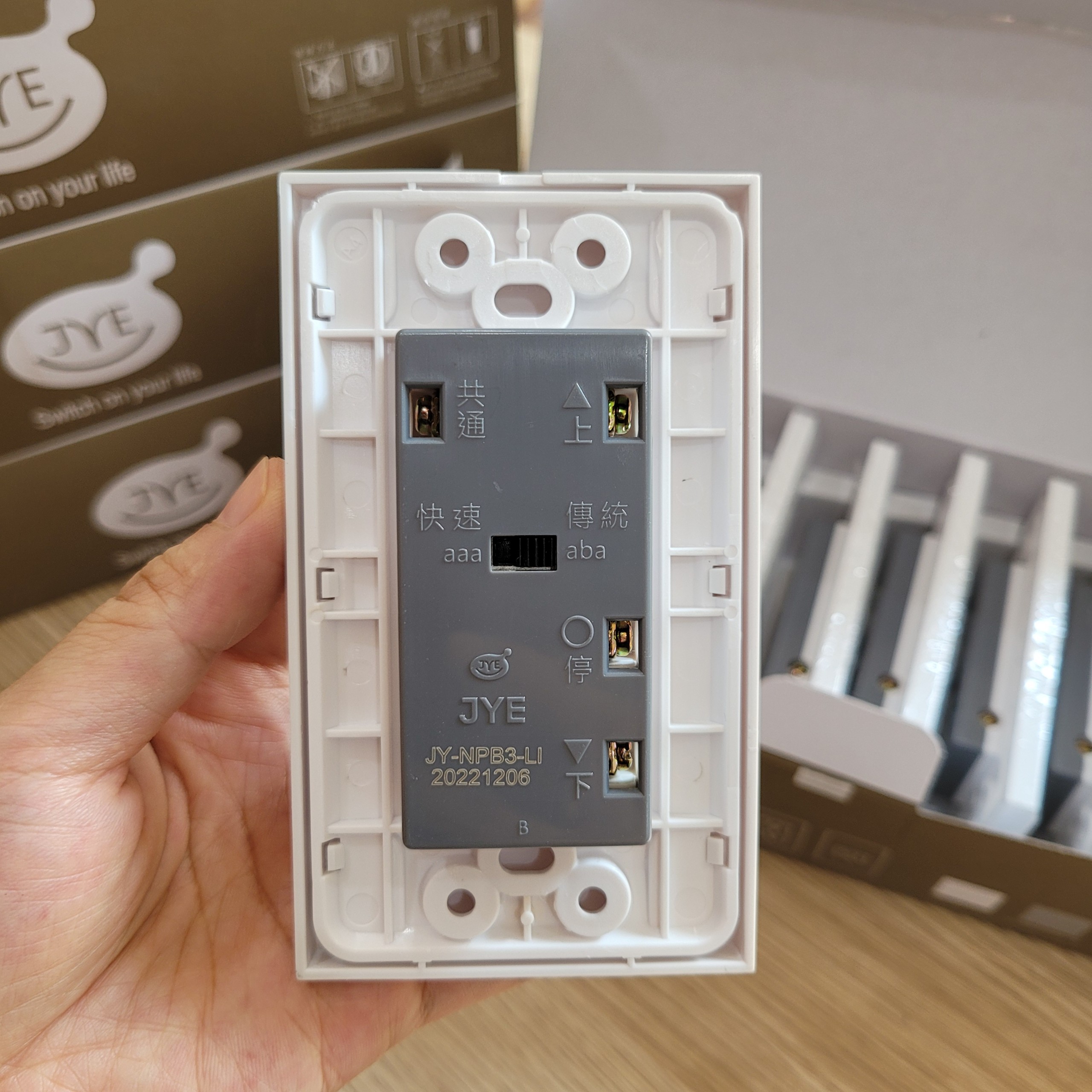 Jy-pb3 Li embedded push button for rolling door. Rolling door wall switch. 2 years warranty