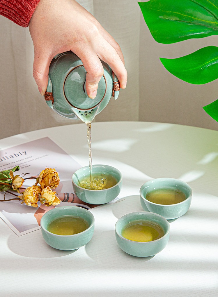 Bộ ấm chén sứ pha trà kiểu Nhật