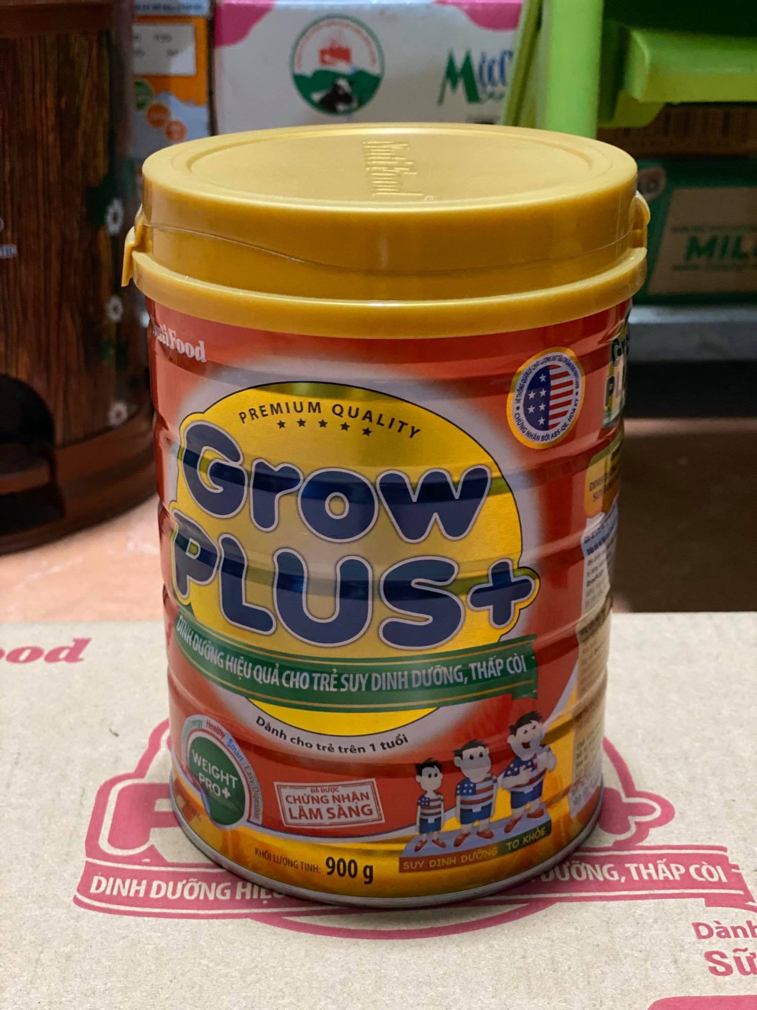 Sữa bột Nutifood GrowPlus + Đỏ 900g