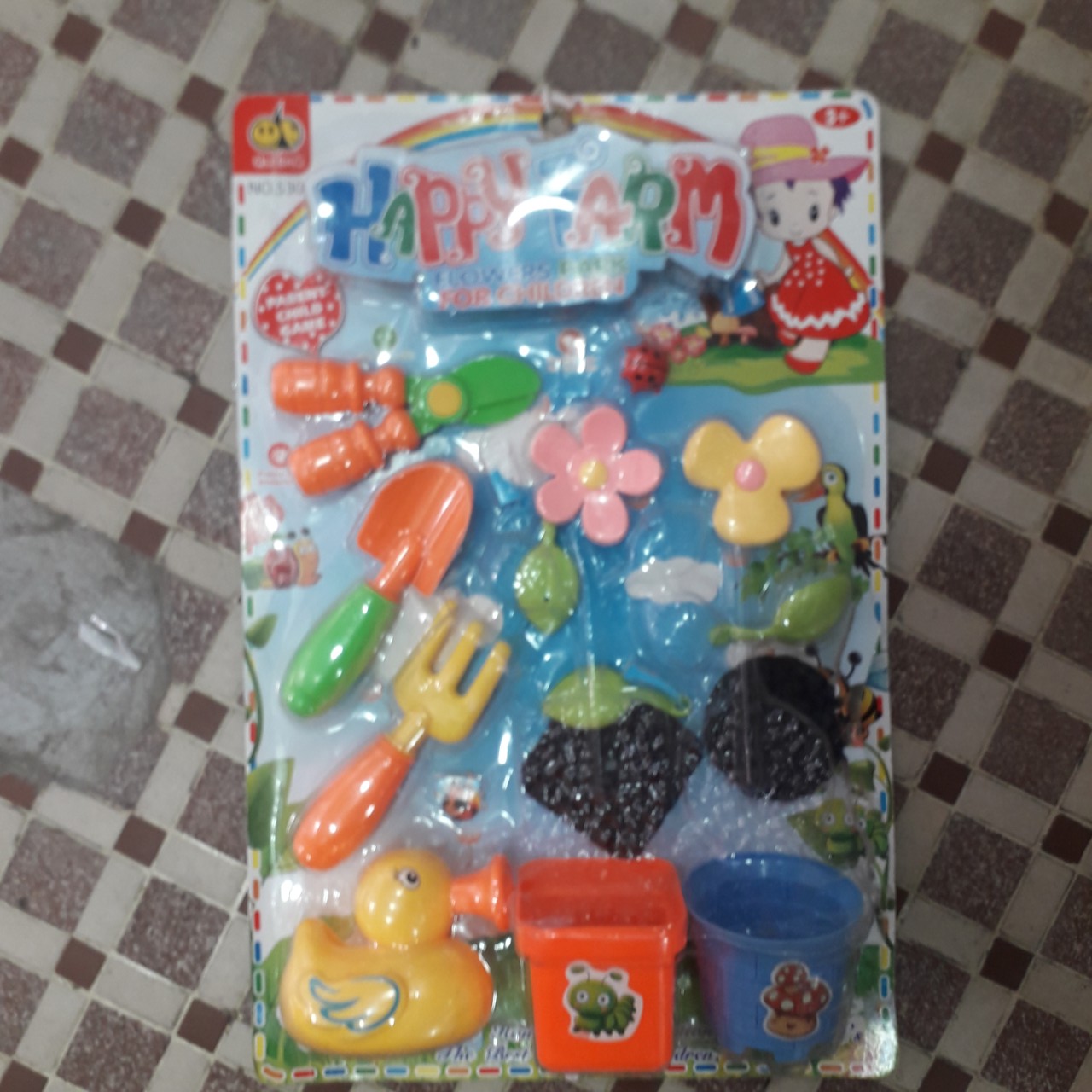 Đồ chơi  vỉ làm vườn trồng cây cho bé