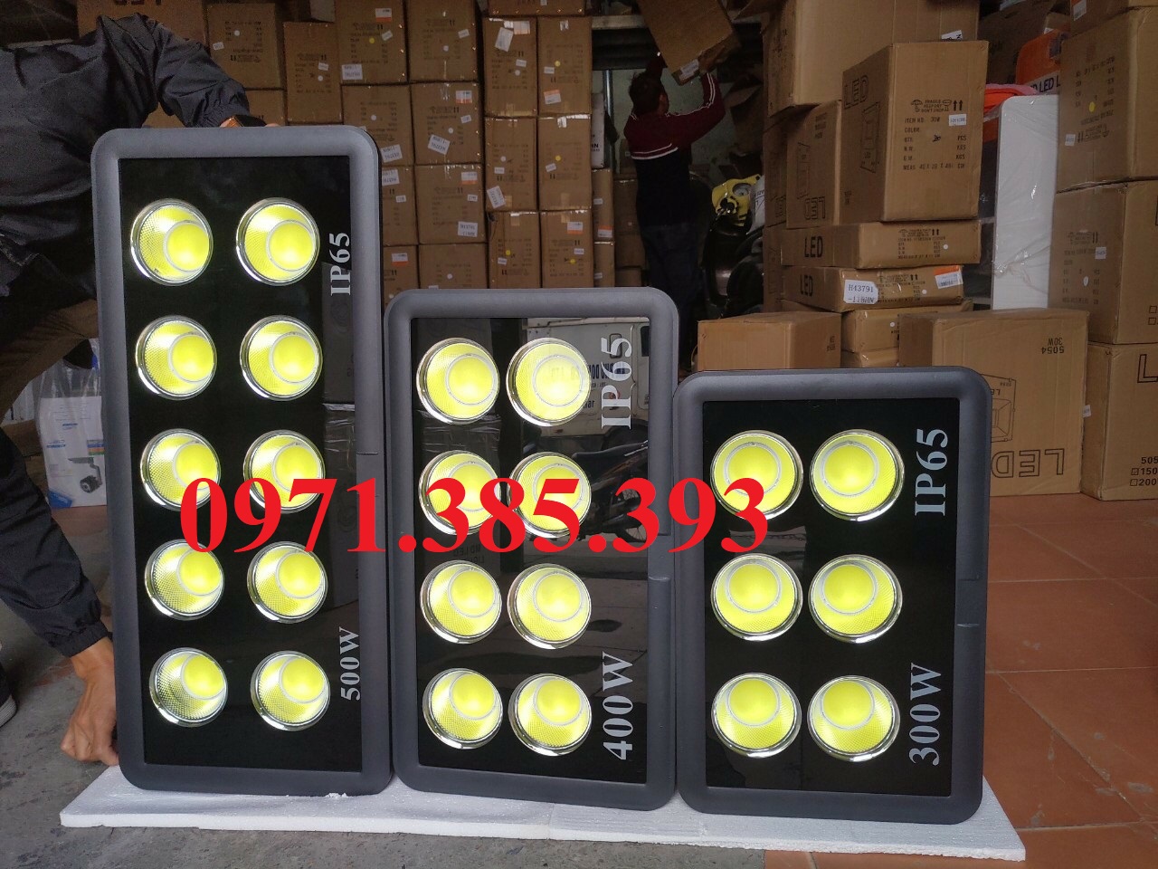 ĐÈN PHA LED 500W NGOÀI TRỜI CHỐNG NƯỚC
