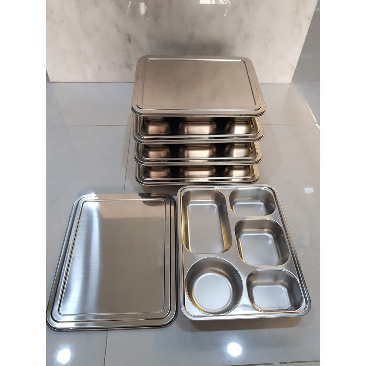Khay cơm 5 ngăn sâu inox 304 cao cấp kích thước : 25 x 33 x 5 cm