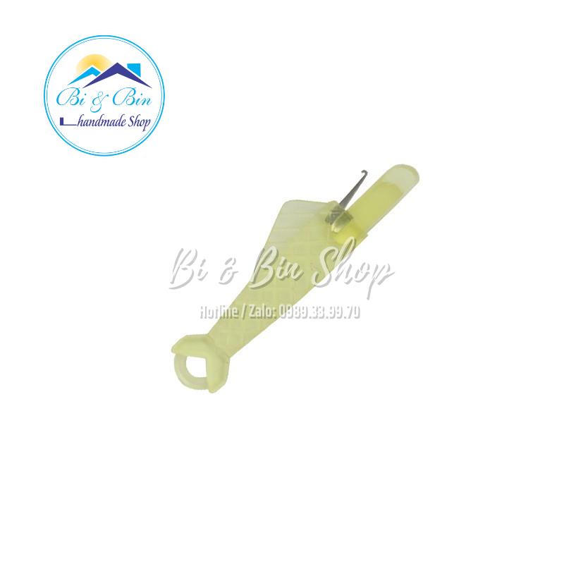Bộ 2 cái xỏ chỉ máy may hình con cá hỗ trợ xỏ kim chỉ chuyên dụng