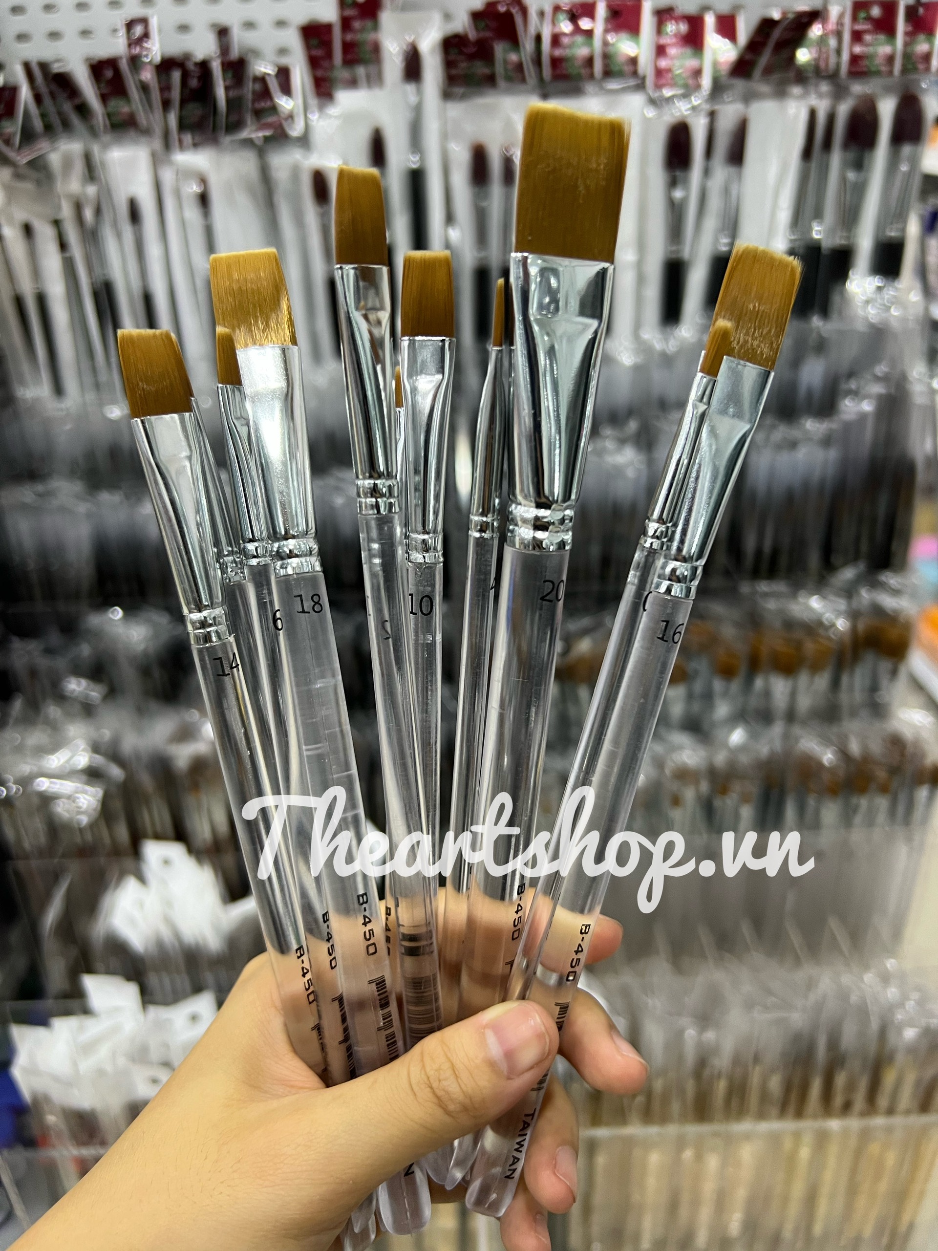 Cọ vẽ đầu dẹt thân trong (B450)