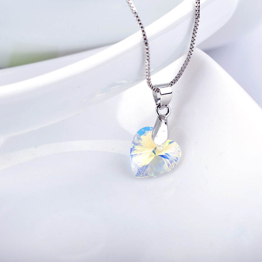 Dây chuyền pha lê Swarovski Heartbeat