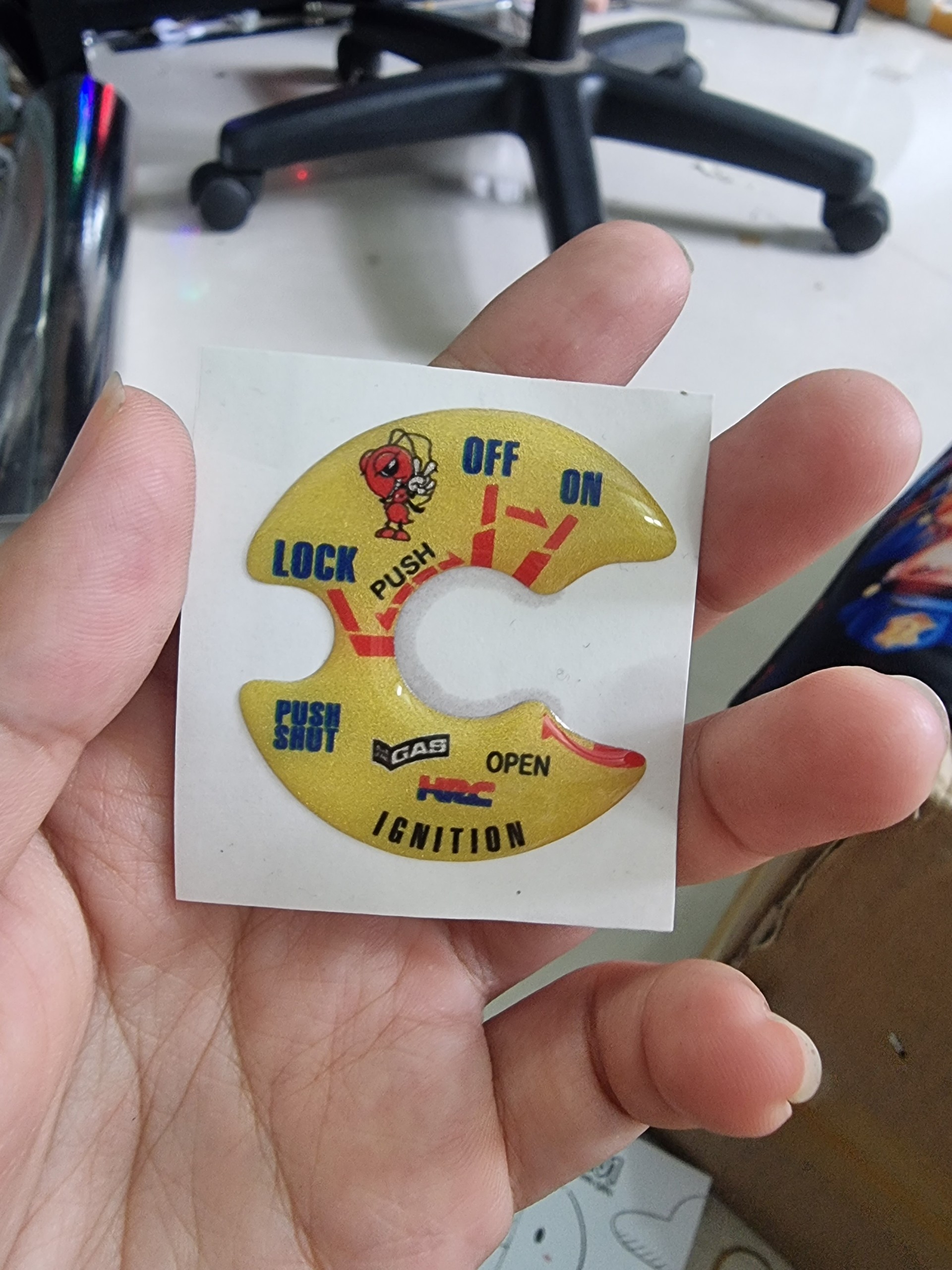 Tem dán ổ khóa xe exciter nổi phản quang