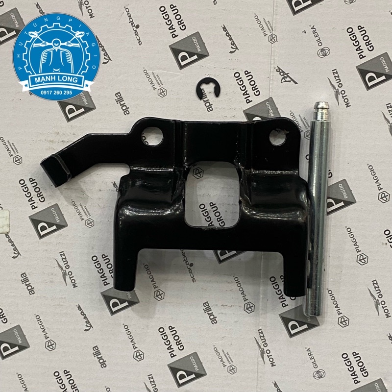 Vespa LX, LXV, S, LT, et seat hinge (original)