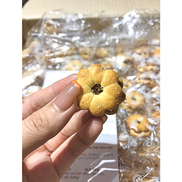 BÁNH BÔNG LAN MAI NHÂN KHÓM