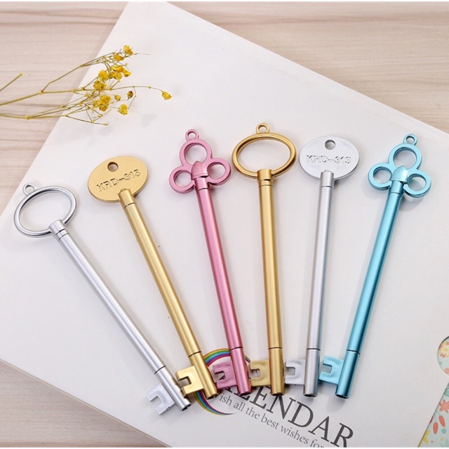 [HCM]Bút Bi Nước Hình Chìa Khóa