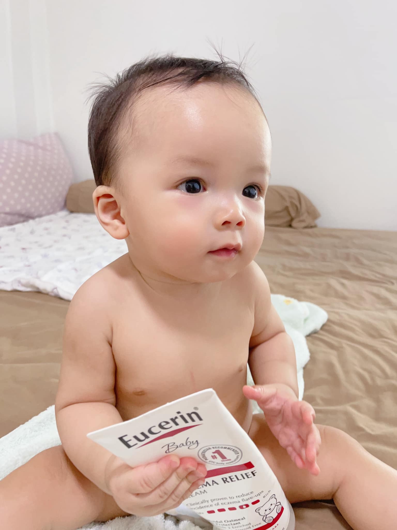 Kem dưỡng ẩm chàm Eucerin cho bé