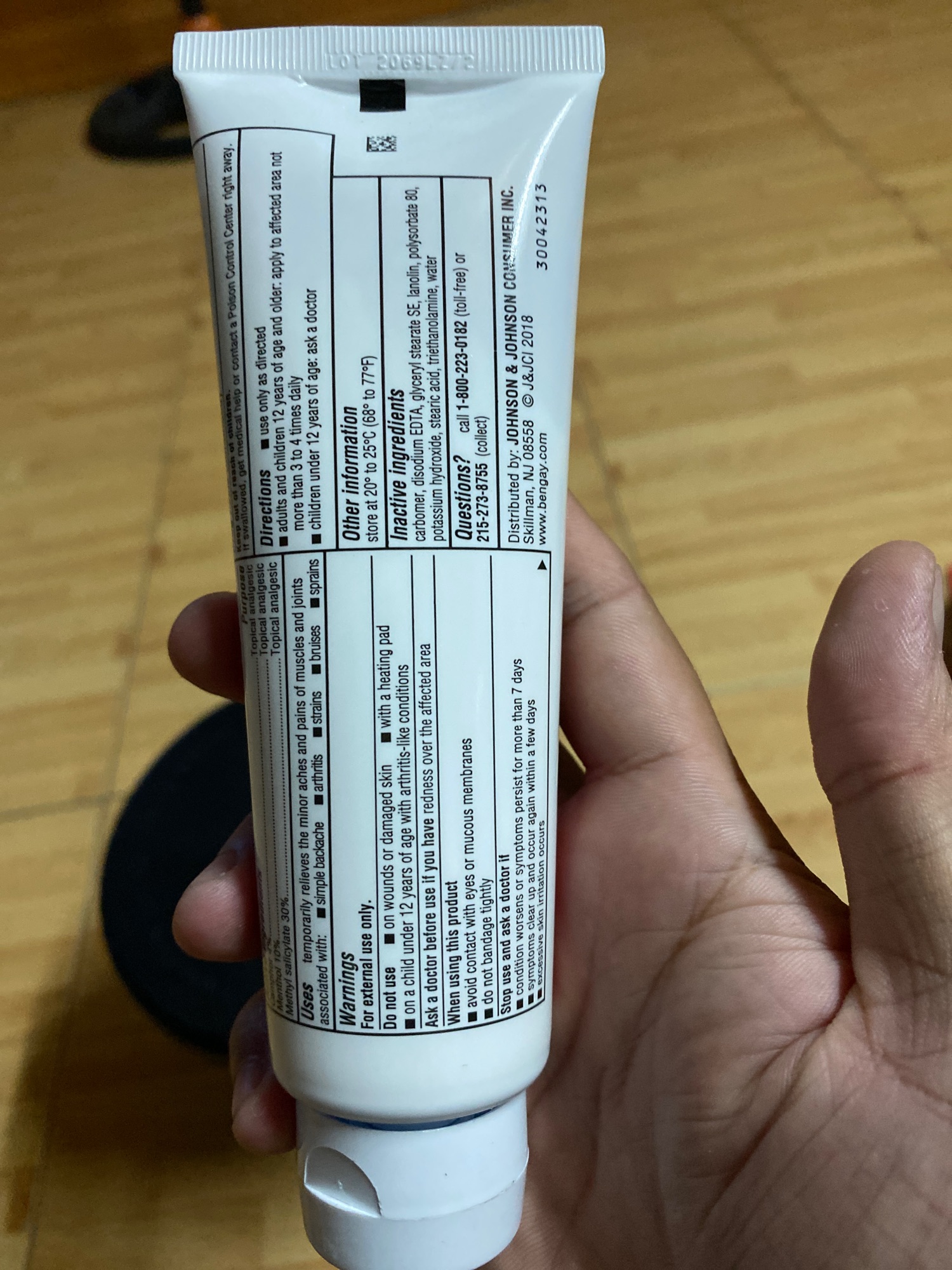 Bengay kem xoa bóp giảm đau 113g