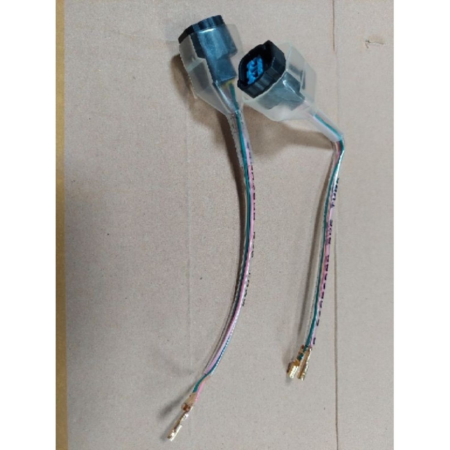 Dắt (giắc) cắm chuyển đổi xi nhan winner X V2 sang V3