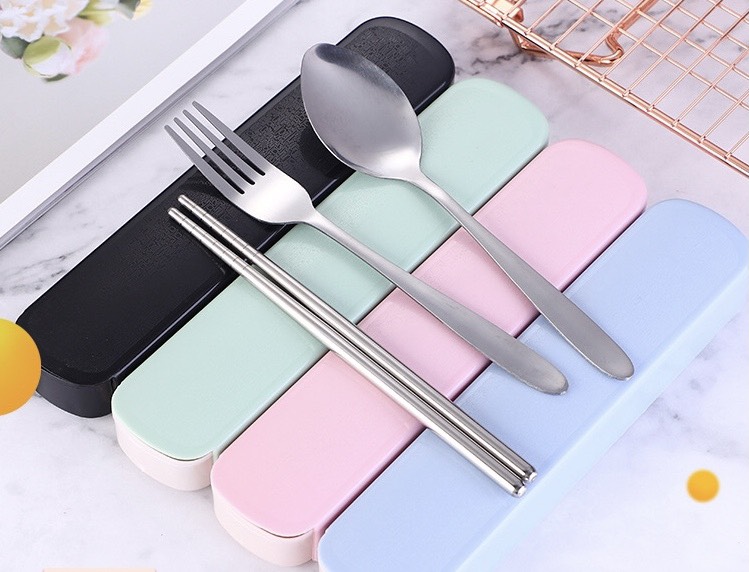 Hộp nhựa đựng  đũa thìa dĩa cao cấp