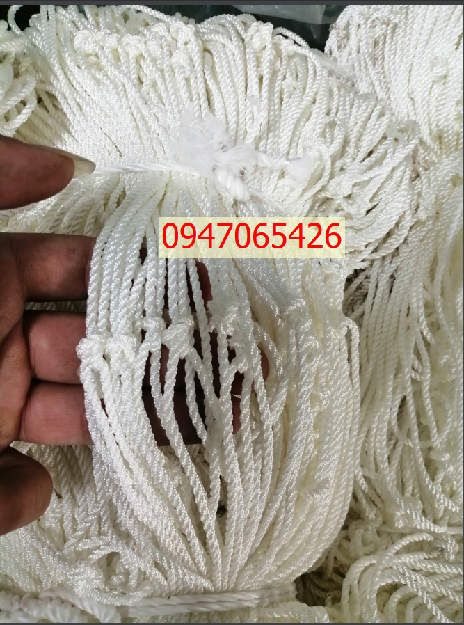 Lưới làm giàn leo , giàn mướp bầu bí sợi dù (nhiều kích thước)