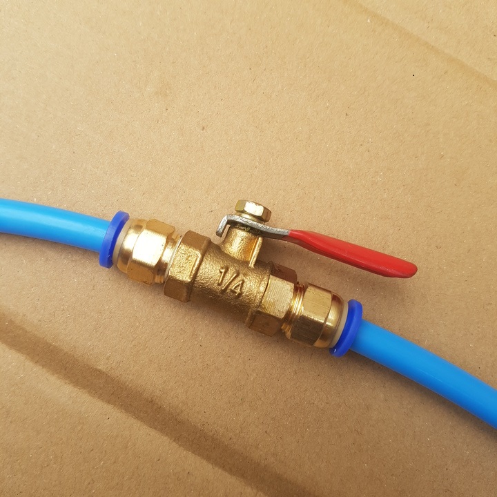 Van khóa ống phun sương 8mm