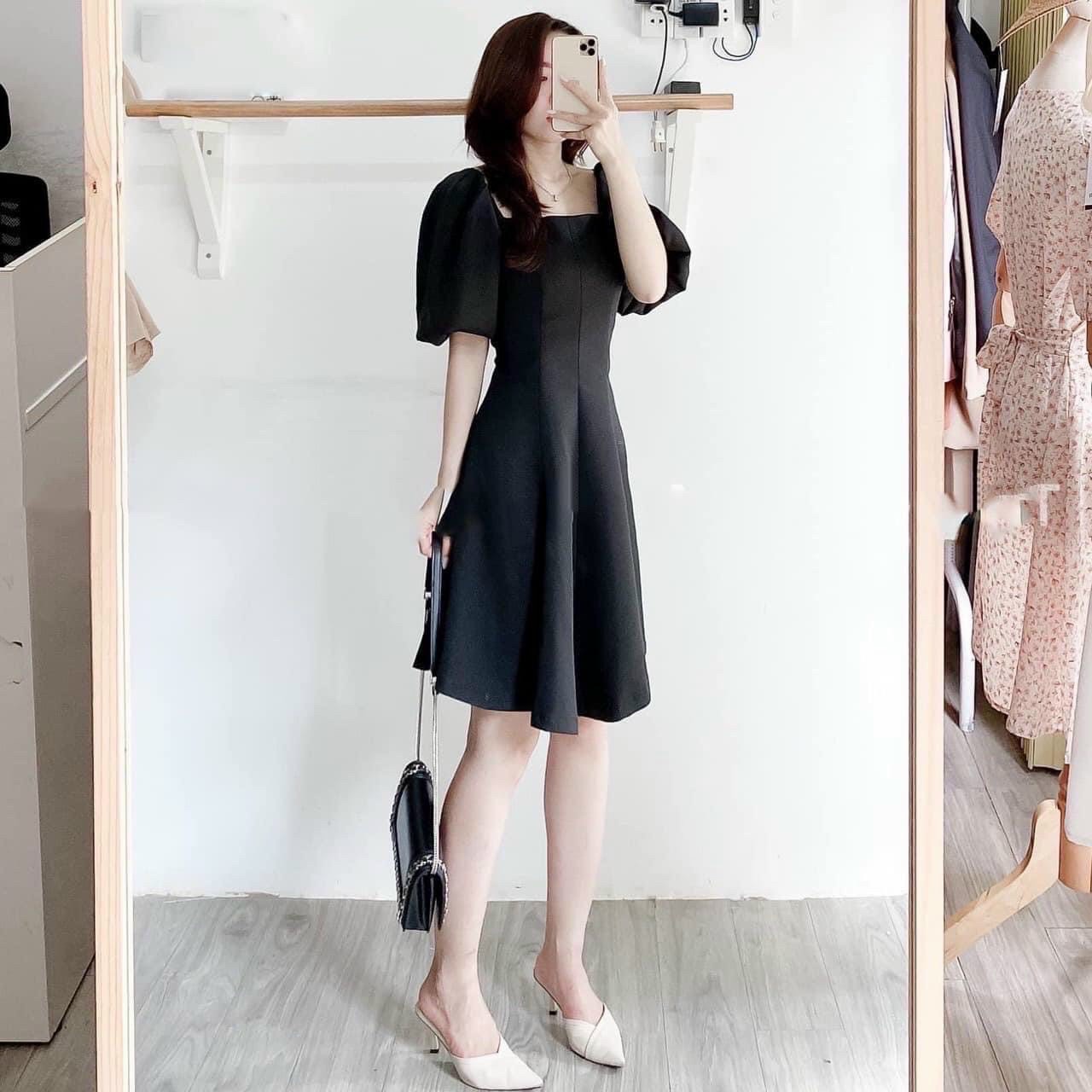 Đầm đen cổ vuông tay lỡ