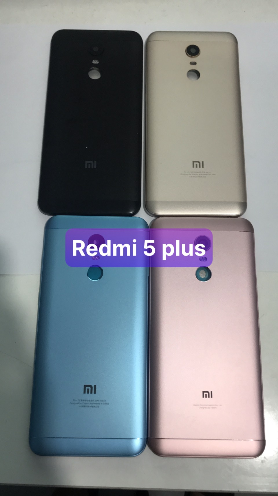 bộ vỏ redmi 5 plus -xiaomi (gồm xương .vỏ.nút bấn.kính came)