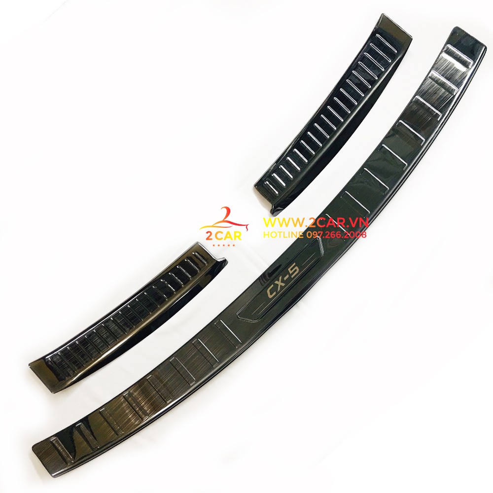 Ốp chống trầy cốp trong, ngoài xe Mazda Cx5 2018-2020, chất liệu Titan